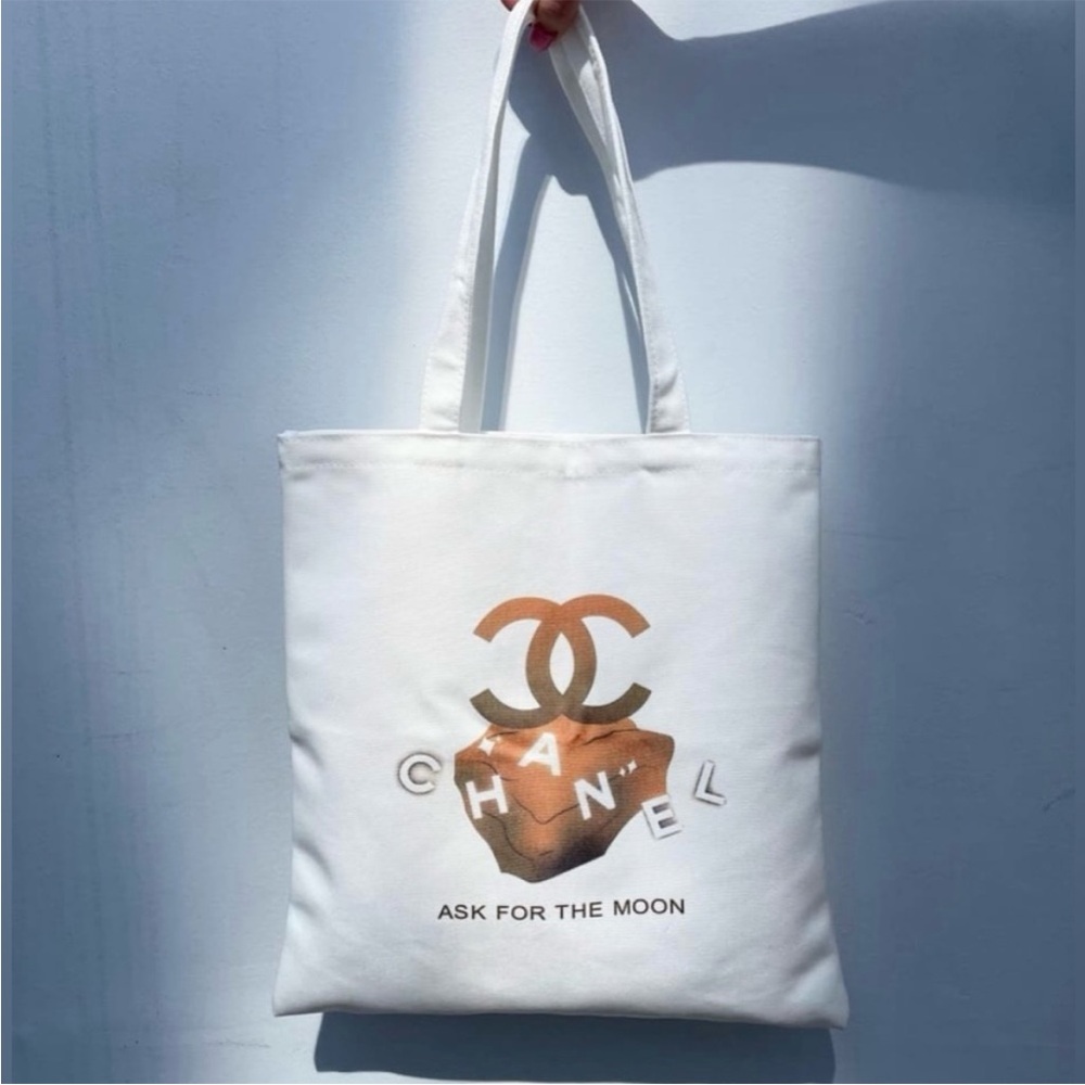 Chanel beauty gift ask for the moon canvas tote - Picture 4 of 13